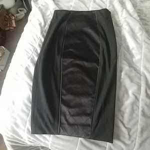 Body by Victoria pencil skirt
